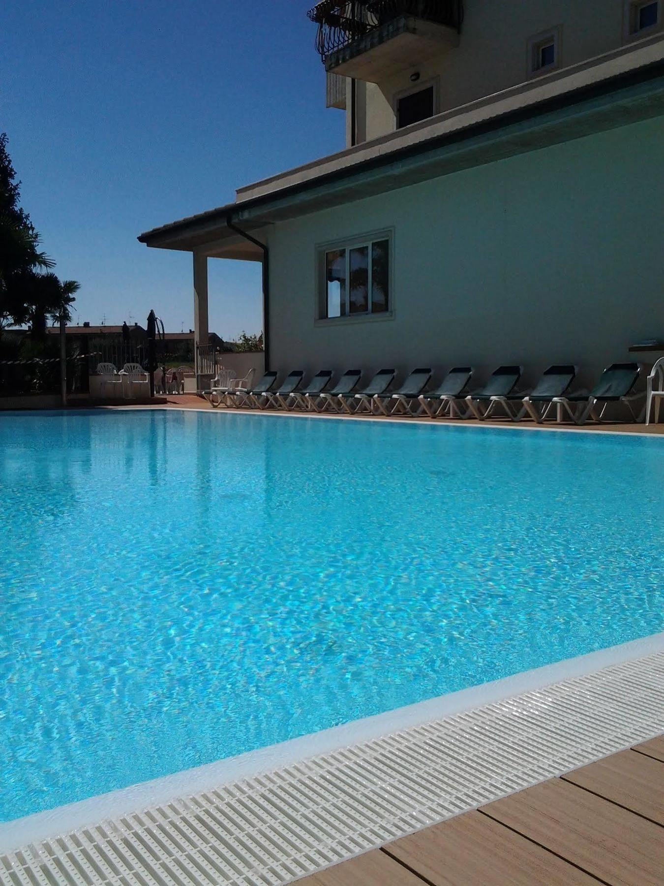 Hotel Da Roberto Lazise Dış mekan fotoğraf