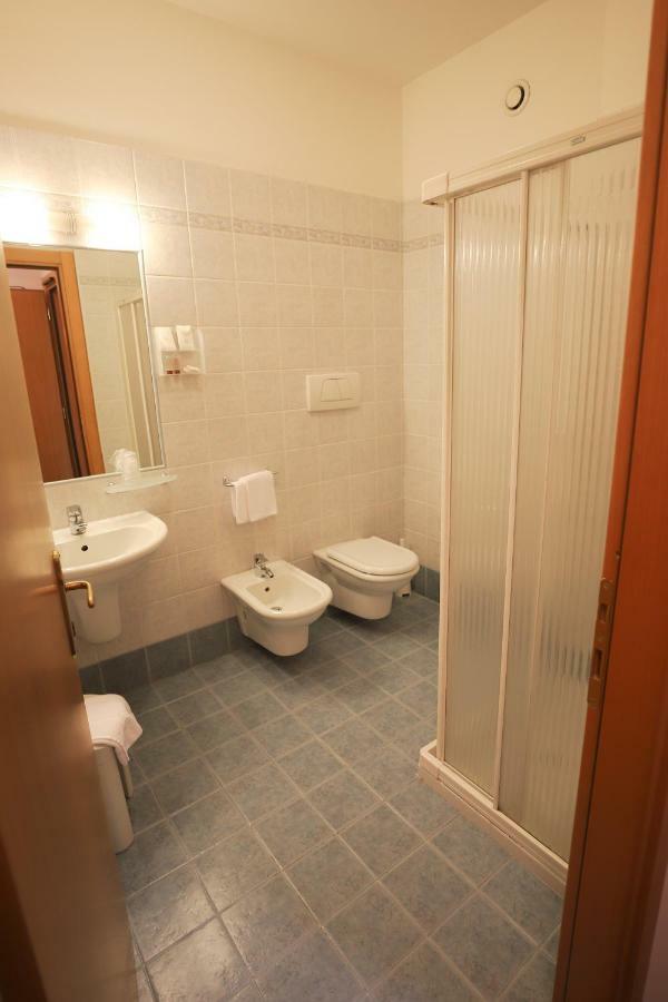 Hotel Da Roberto Lazise Dış mekan fotoğraf