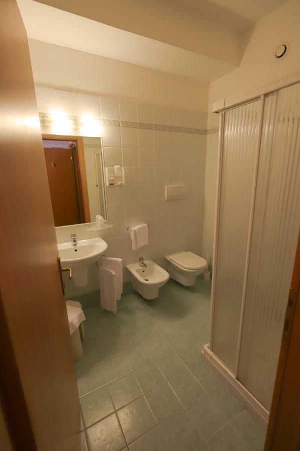 Hotel Da Roberto Lazise Dış mekan fotoğraf